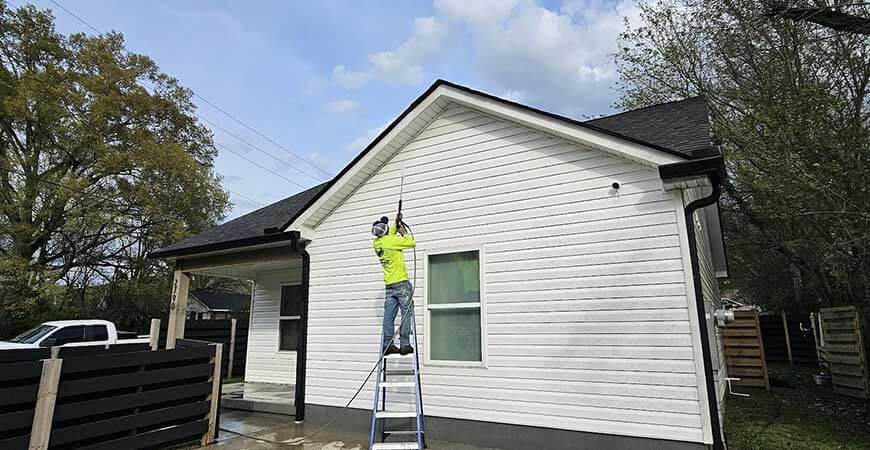 Gutter Cleaning & Pressure washing